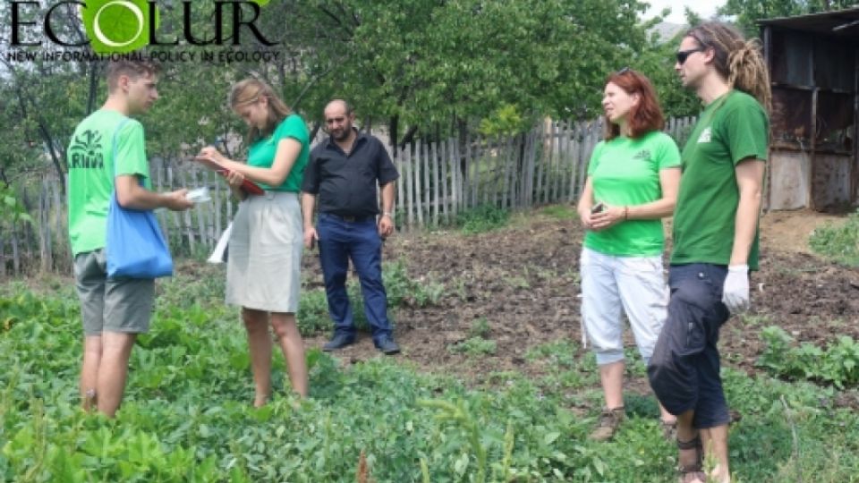 EcoLur: Experts from Institute of Chemical Technology in Prague Taking Samples in Polluted Areas in Alaverdi and Akhtala