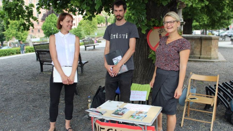 Petice STOP spalovně Mělník zavítala do Roudnice nad Labem