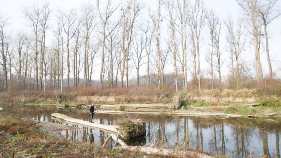 Do Bečvy dnes opět unikla neznámá látka