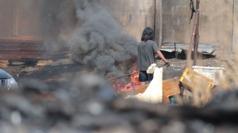 People in Thailand endangered by hazardous smoke from a burning factory