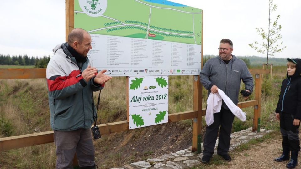 Alej přátelství od soboty zdobí titul Alej roku 2018