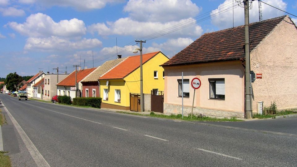 Plánovaná pyrolýza odpadů ve Velké Dobré