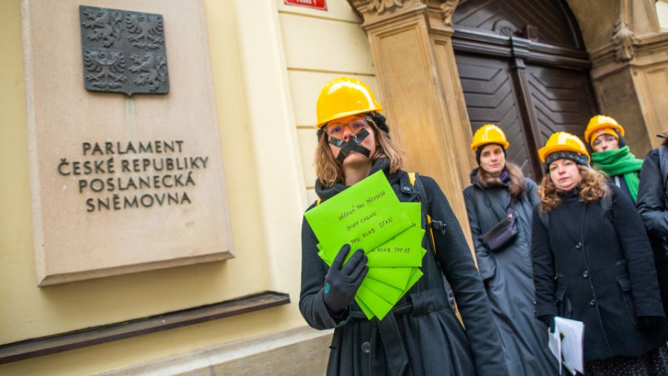 Neumlčujte nás! Osmdesát organizací a spolků  vyzývá poslance, aby upravili stavební právo