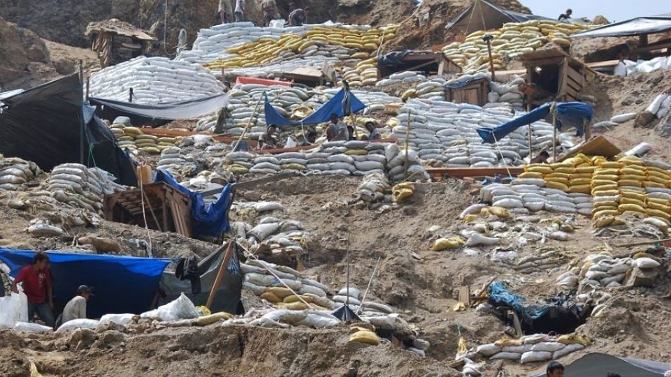 High concentration of mercury in the hair of people living nearby small-scale gold mines in Indonesia