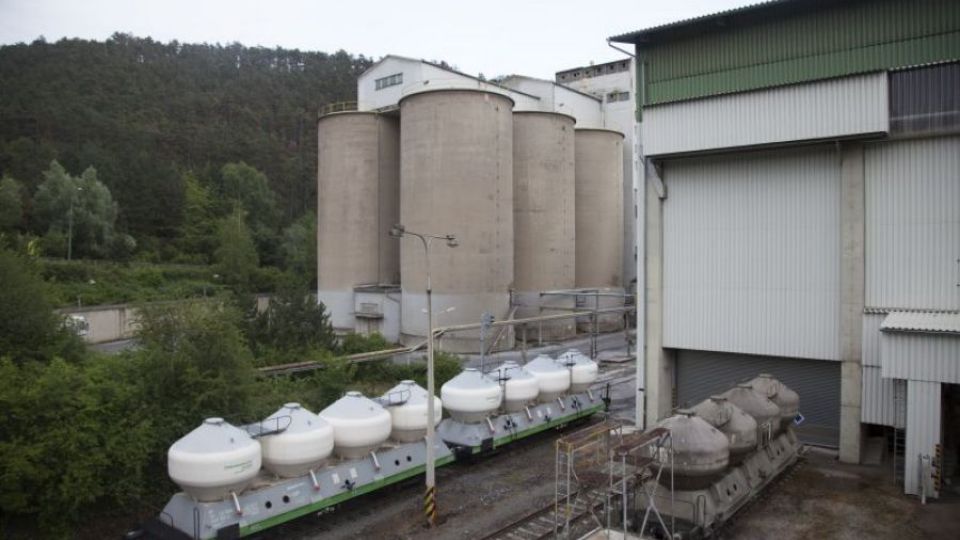 Českomoravský cement, a.s.,