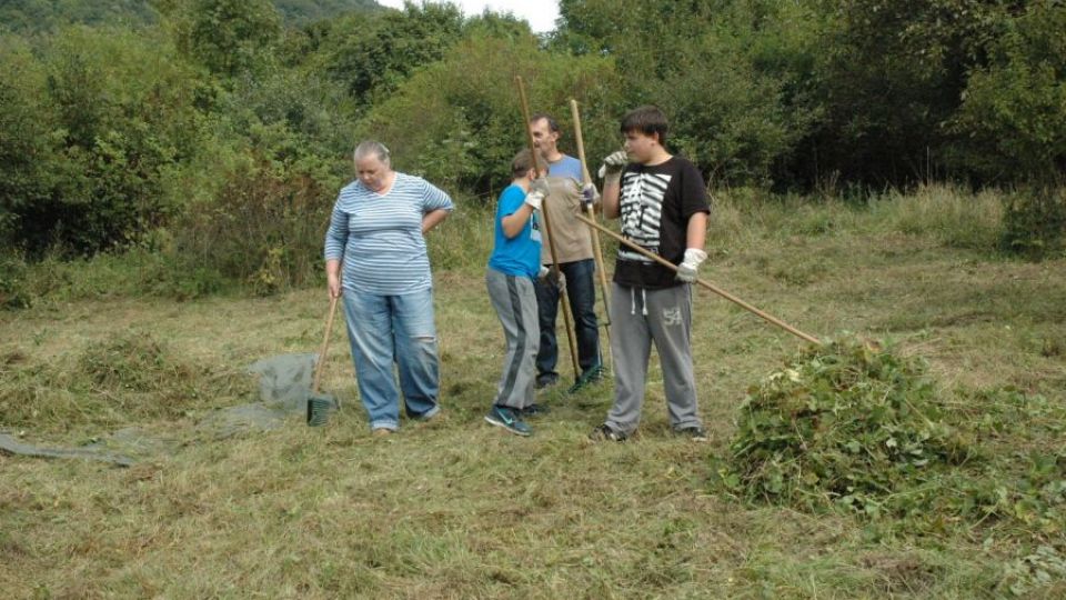 Děkujeme za pomoc se sečením pod Lipskou horou