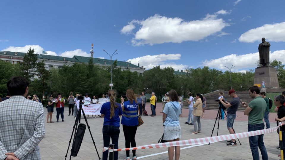 Kazakhstan: Citizens gathered to rescue the “green heart” of Karaganda