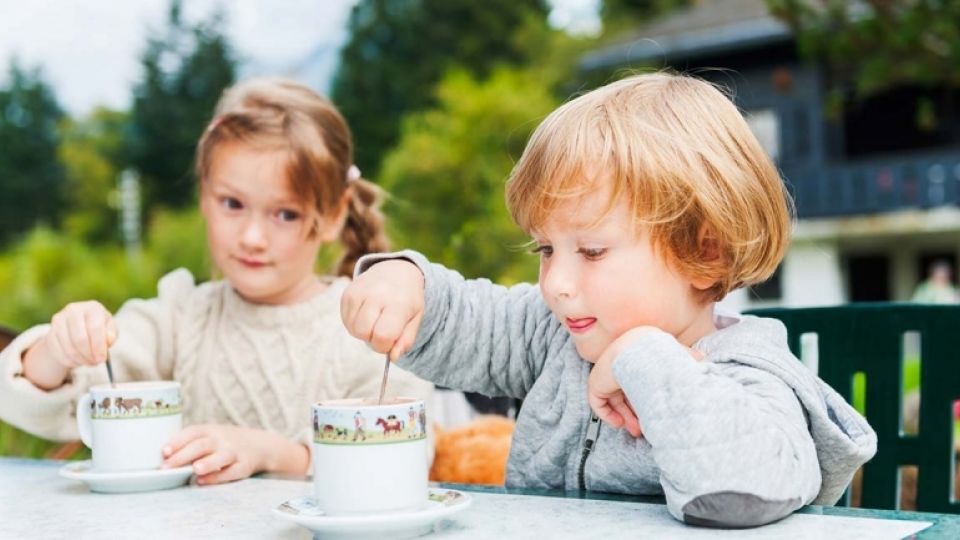 Enormous Levels of Lead in Mugs for Children Are Not an Exception