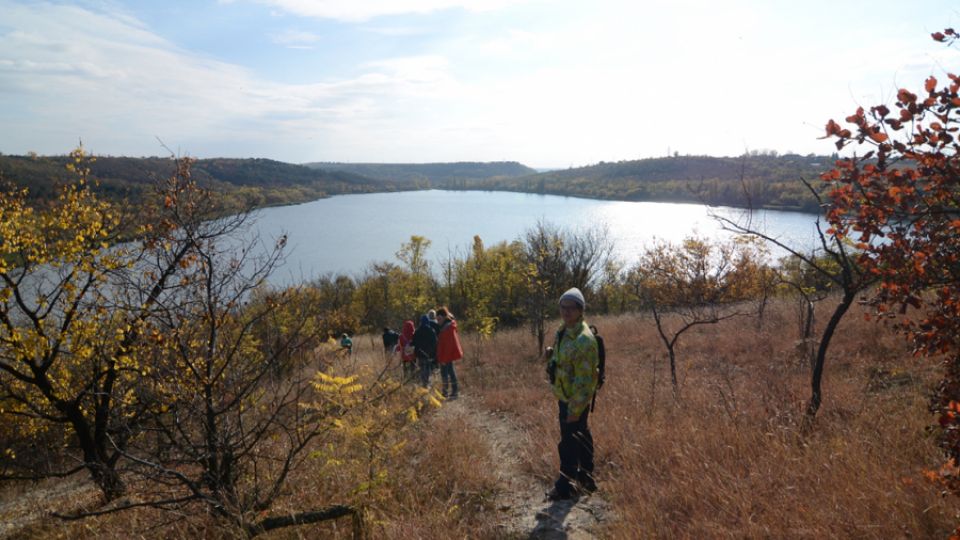 Dozens of volunteers planted 1400 new trees in the Dniester floodplain