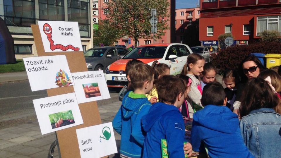 Arnika vzdělávala nejmenší na Dni Země v Třinci a Jalbunkově